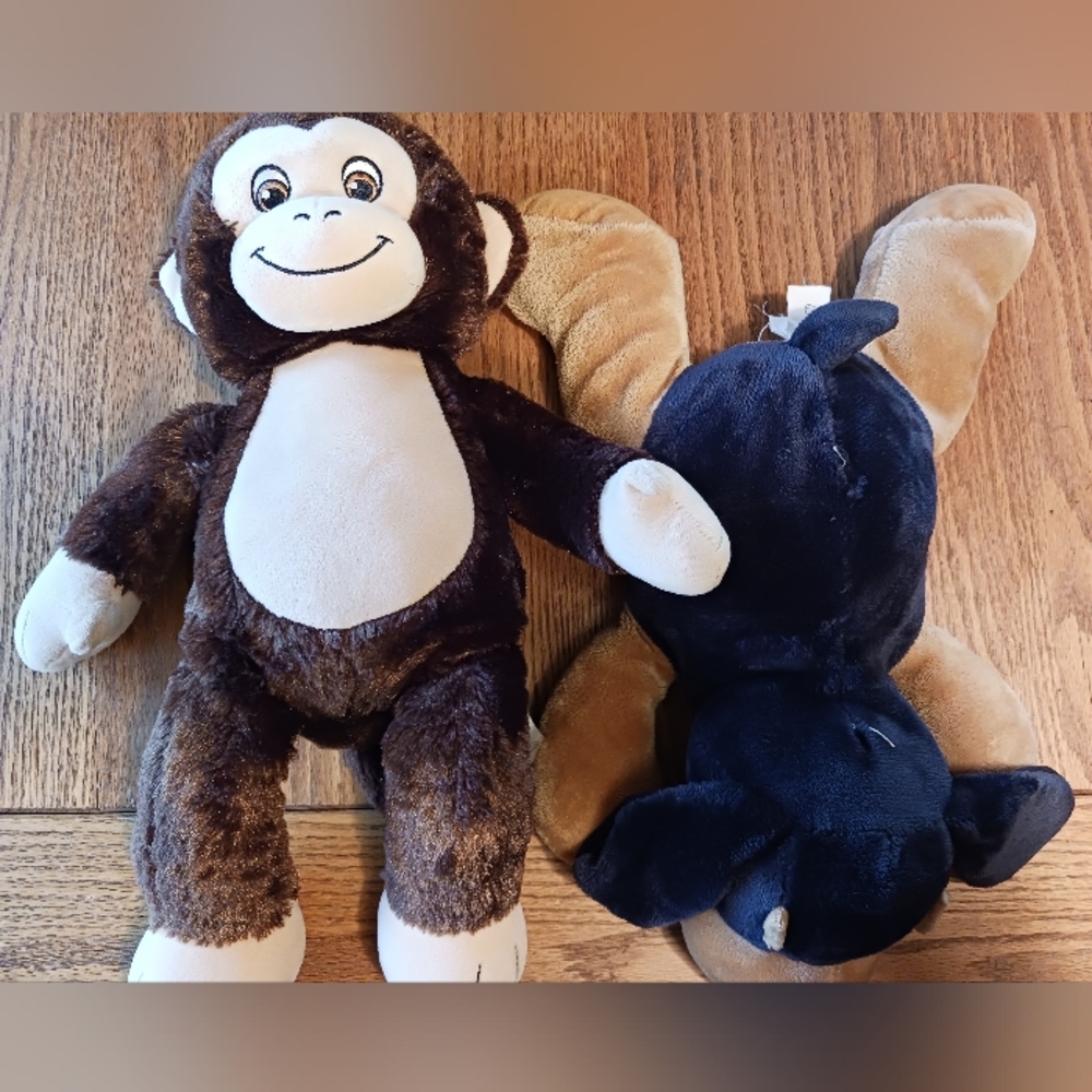Stuffed animal bundle